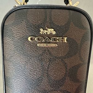 Coach phone crossbody bag